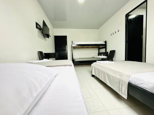 Mutata Hotel | Hotel Los Corales Mutata