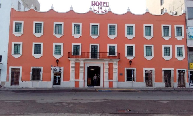 Zona Centro Hotel | Hotel Los Monteros