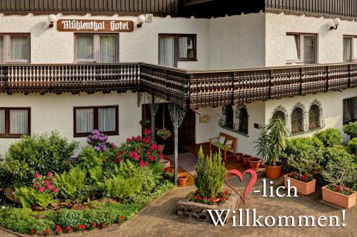 Elm Hotel | Hotel Mühlenthal GmbH