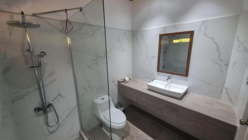 Puerto Barrios Hotel | Hotel MarBrissa
