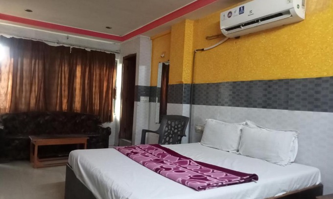 Ahmedabad Hotel | Hotel Miracle