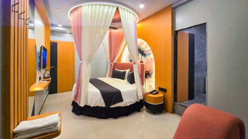 Surat Hotel | Hotel Nova Stays