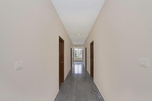 Krishnarajapura Hotel | Hotel O Manu Residency