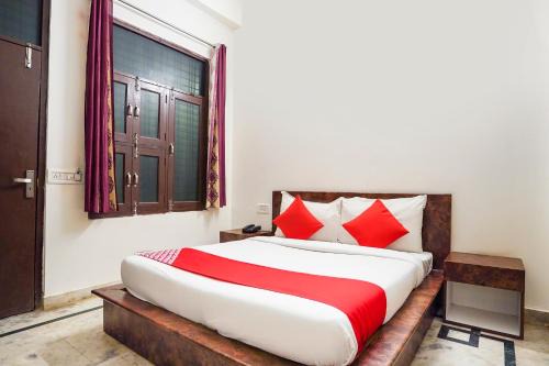 Sector 27 Hotel | Hotel O Ratiram Palace BY Wamson