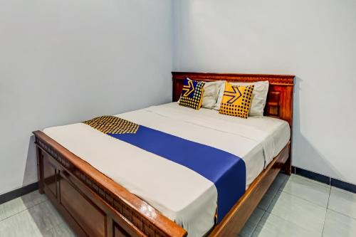 Malang Hotel | Hotel O Sukun Syariah Homestay
