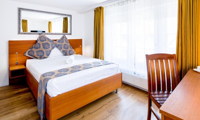 Niederdorf Hotel | Hotel Old Town