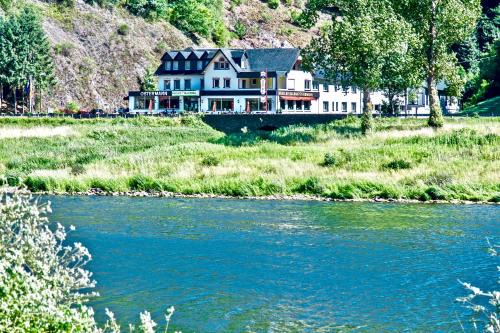 Treis-Karden Hotel | Hotel Ostermann