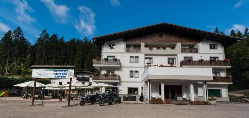 Sarnonico Hotel | Hotel Paradiso