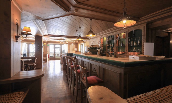 Madonna di Campiglio House | Hotel Perla
