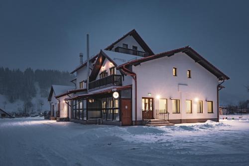 Moieciu Hotel | Hotel Rabbit Bran