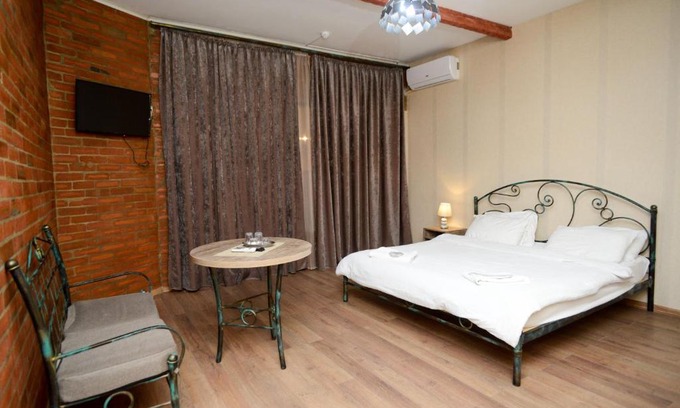 Tbilisi Hotel | Hotel Ragnar