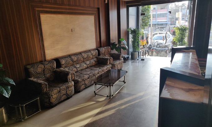 Jabalpur Hotel | Hotel Rahul