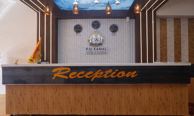 Gwalior Hotel | Hotel Raj Kamal & Garden