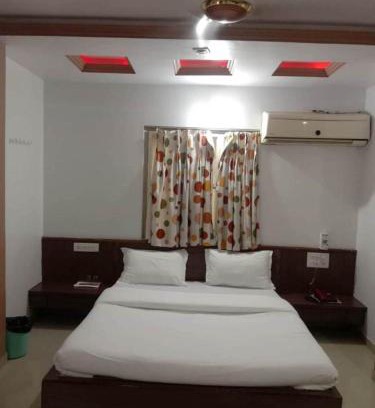 Halol Hotel | Hotel Rajdhani