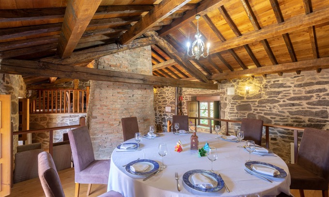 Roxos Hotel | Hotel Restaurante Asador de Roxos Casa de Albardonedo
