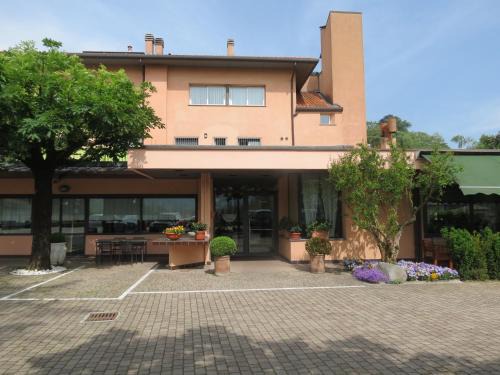 Cisano Bergamasco Hotel | Hotel Ristorante Fatur