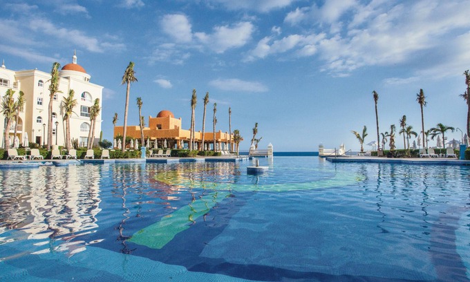 El Tezal Resort | Hotel Riu Palace Cabo San Lucas - All Inclusive