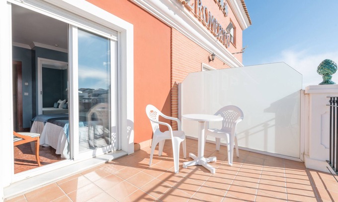 Cruz de Humilladero Hotel | Hotel Romerito