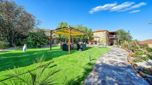 El Madronal House | Hotel Rural La Correa del Almendro & Bubble Experience - Adults Only