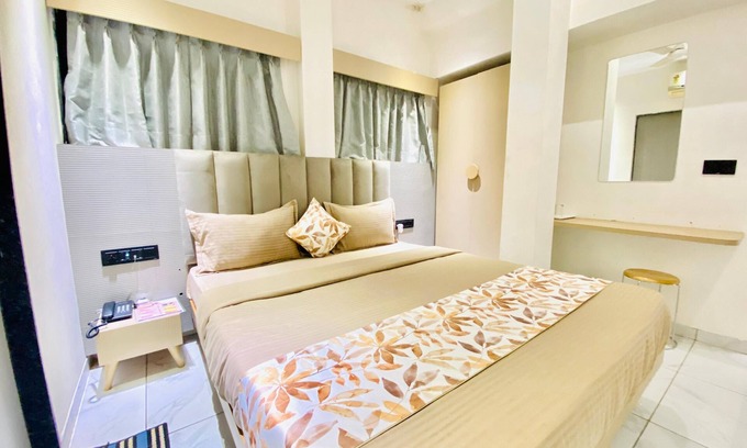 Ahmedabad Hotel | Hotel RV Residency