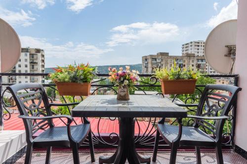 Tbilisi Hotel | Hotel S.R
