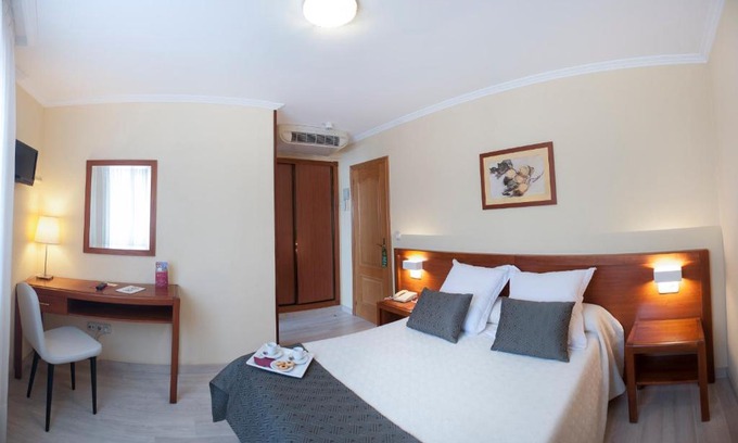 Santiago de Compostela Hotel | Hotel San Lorenzo