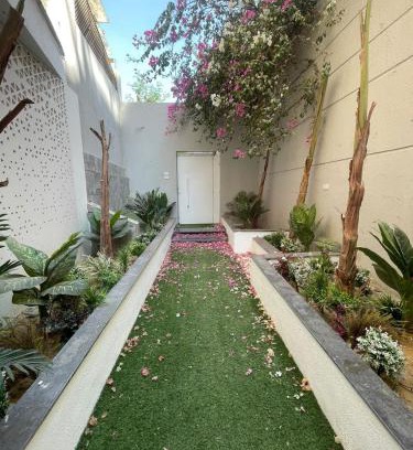 The 5th Settlement Apartment | Hotel Serviced 239 Studio