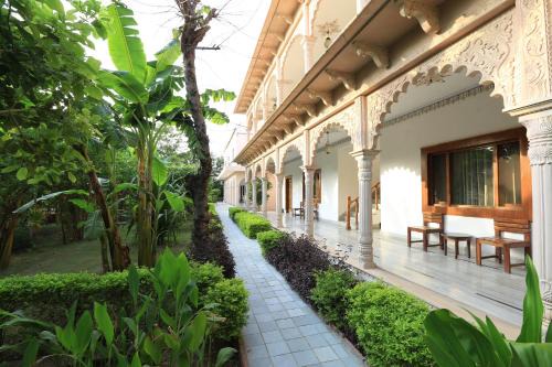Bharatpur Hotel | Hotel Sunbird