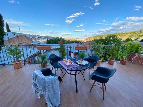 Sololaki Hotel | Hotel "Tbilisi Tales" in the heart of the Old City