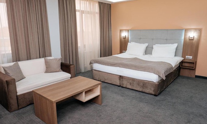 Yambol Hotel | Hotel Tundzha - Renovated!