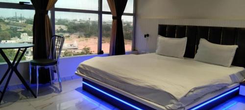 Ahmedabad Hotel | HOTEL White Palace
