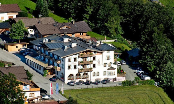 Aurach bei Kitzbuehel Hotel | Hotel Wiesenegg