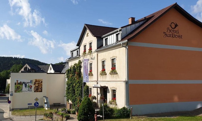 Klingenthal House | Hotel zur Post
