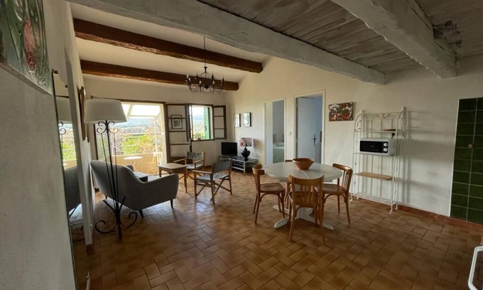 Saint-Cyr-sur-Mer House | House 4 persons