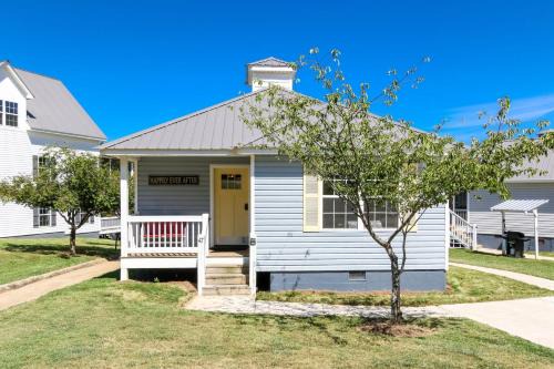 Leesburg House | House # 47 Happily Ever After (No Pets)