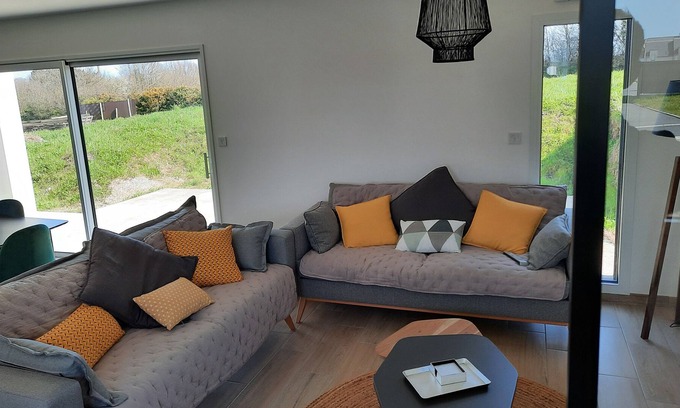 Saint-Meloir-des-Ondes House | House 6 people