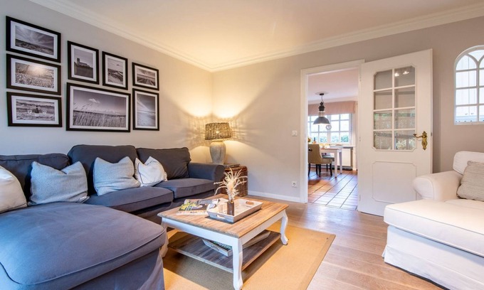 Keitum Apartment | House Alster, Whg. 1 - thatched. Watt. Feel good.