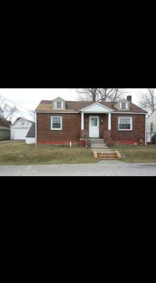 Aliquippa House | House can sleep 8 or more people