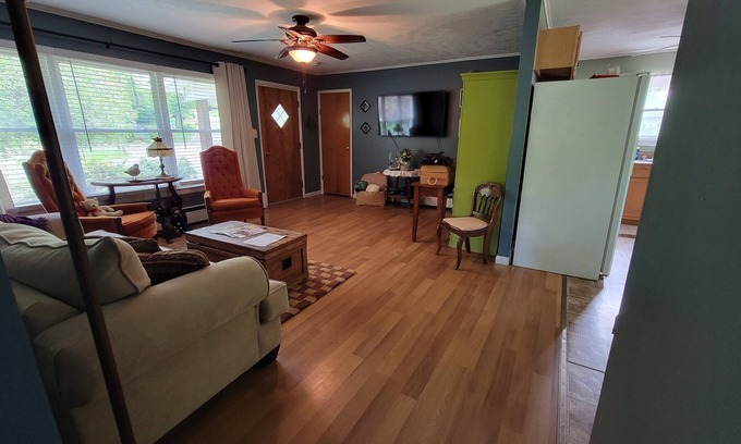 Queensbury House | House close to Lake George and all the excitment!