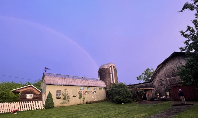 Dickel House | House. Converted Dairy Barn-5 minutes from Historic Bell Buckle and Webb School