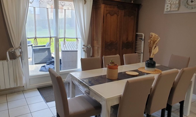 La Riviere-Saint-Sauveur House | House in Honfleur 2 bedrooms, jacuzzi, private garden and parking