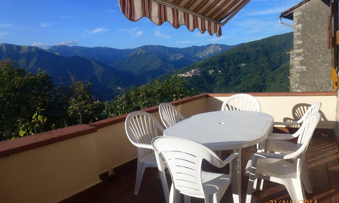 Brandeglio House | House In Brandeglio Near Spa Town Of Bagni Di Lucca, Tuscany, Italy