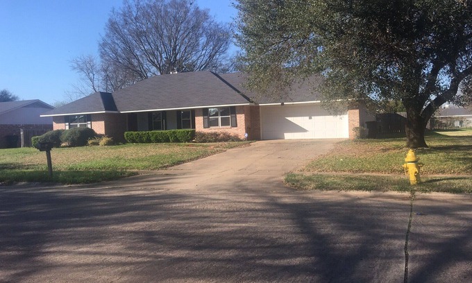 Bossier City House | House in Downtown Bossier City