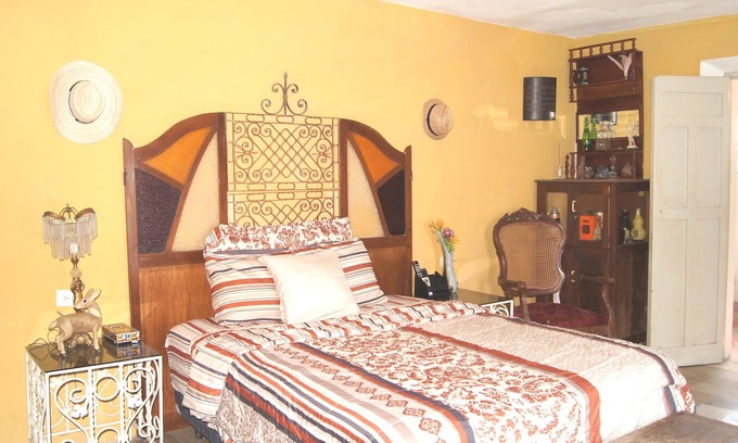 Barrio de Santiago House | House in Historic Center in Mérida
