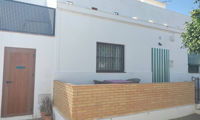 Punta del Moral House | House in the fishing village near the sea
