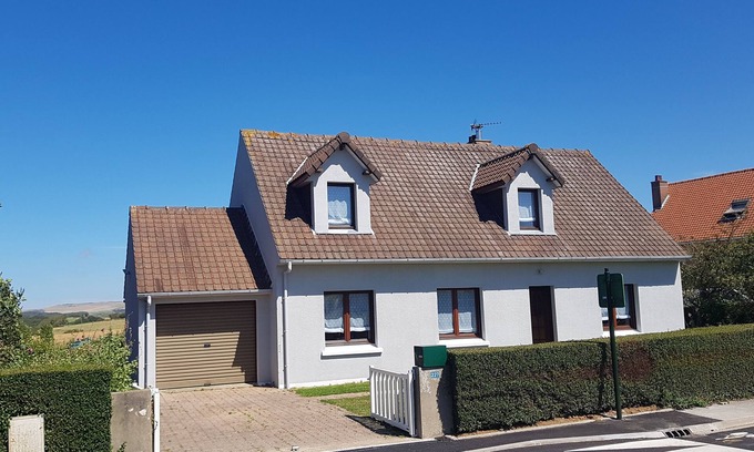 Tardinghen House | House in the heart of the village of tardinghen site des 2 caps