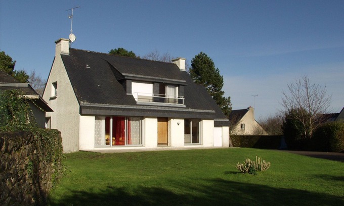 Sene House | House in the heart of the village with a large enclosed garden