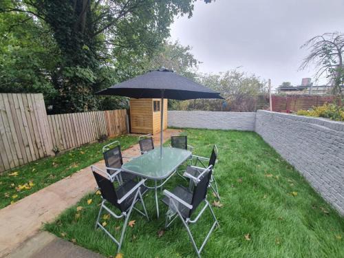 Harlesden House | House in Tubbs