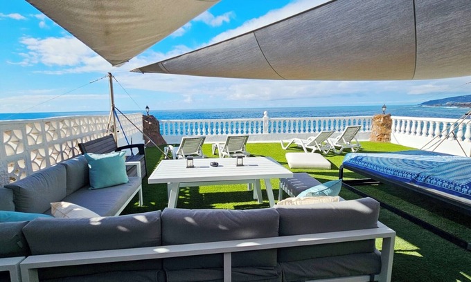 La Matanza de Acentejo House | House on the seafront