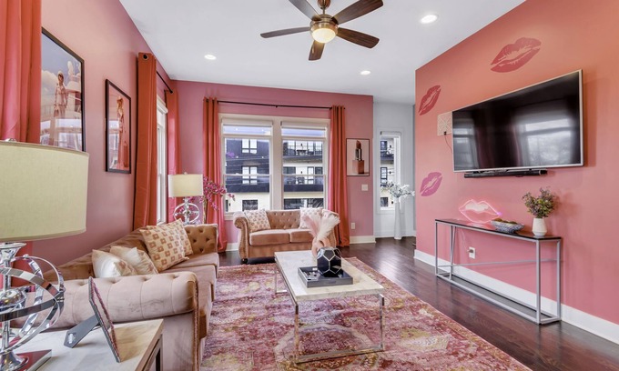 Hadley - Washington House | House of Barbie/Rooftop Deck